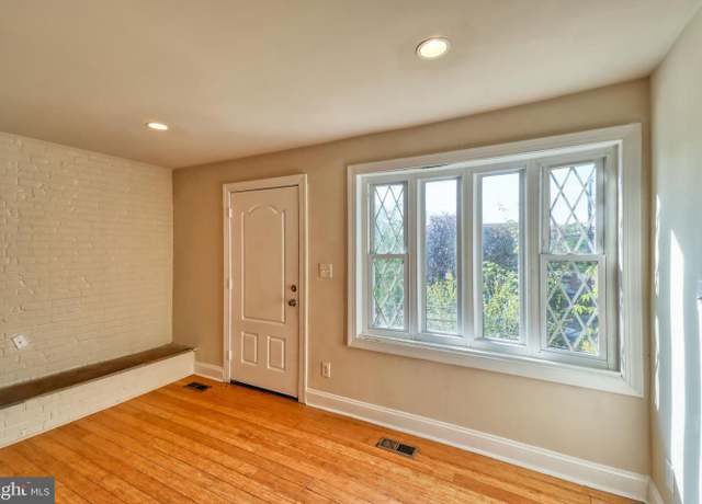 Property at 521 Foxhall Pl SE, Washington, DC 20032, 4 beds, 2 baths