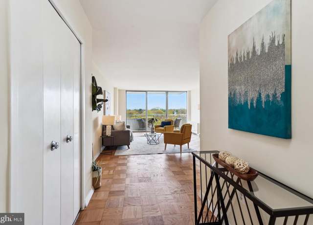 Property at 3001 Veazey Ter NW #1322, Washington, DC 20008, 2 beds, 2 baths