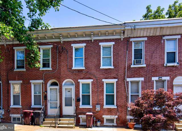 Property at 407 E 10th St, Wilmington, DE 19801, 3 beds, 2 baths