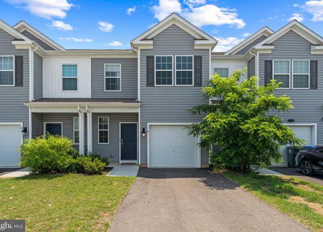 Property at 78 Arlotta St, Glassboro, NJ 08028, 3 beds, 2.5 baths