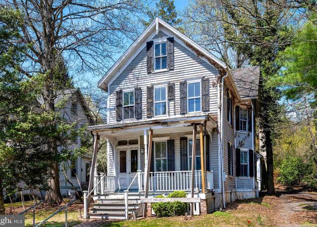 Property at 20 Hart Ave, Hopewell, NJ 08525, 3 beds, 1.5 baths