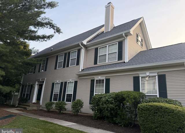 Property at 121 Coburn Rd, Pennington, NJ 08534, 3 beds, 2.5 baths