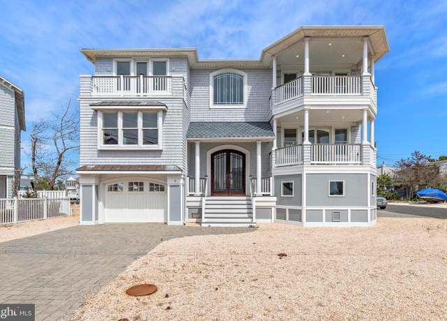Property at 9 Lange Ave, Harvey Cedars, NJ 08008, 5 beds, 3.5 baths