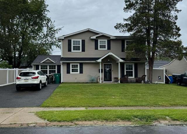 Property at 23 Winding Rd, Levittown, PA 19057, 4 beds, 2 baths