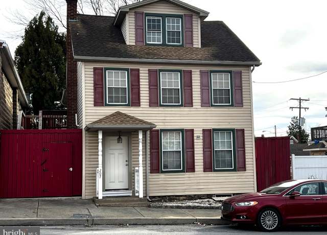 Property at 207 Market St, Halifax, PA 17032, 5 beds