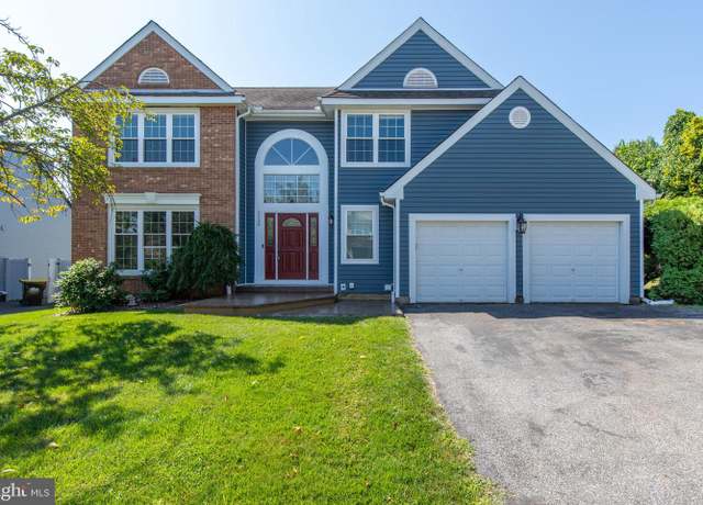 Property at 3530 New Hampshire Ave, Easton, PA 18045, 4 beds, 2.5 baths