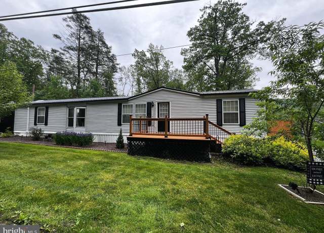 Property at 6 Bass Dr, Ashland, PA 17921, 2 beds, 2 baths