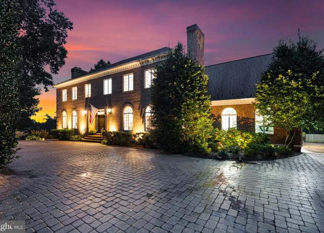 Property at 933 Bellview Rd, Mclean, VA 22102, 6 beds, 8 baths