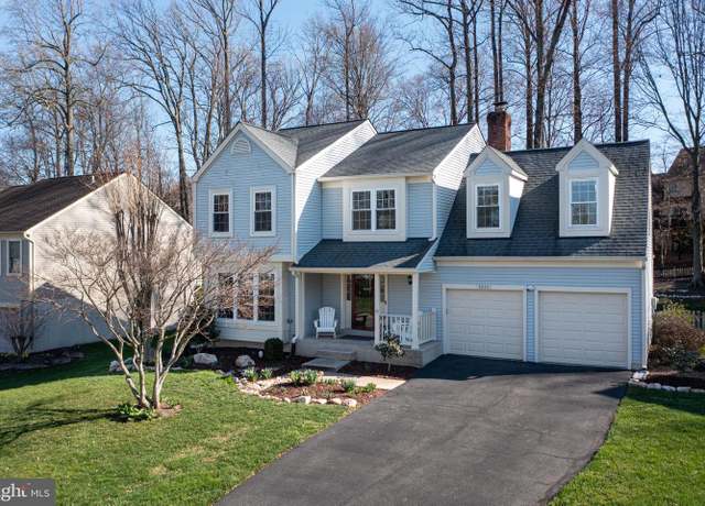 Property at 9025 Chestnut Ridge Rd, Fairfax Station, VA 22039, 5 beds, 3.5 baths
