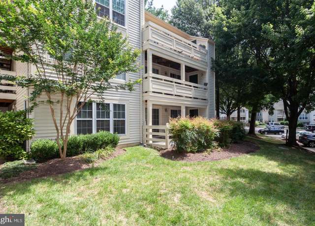 Property at 2224 Springwood Dr Unit 102A, Reston, VA 20191, 2 beds, 1 bath