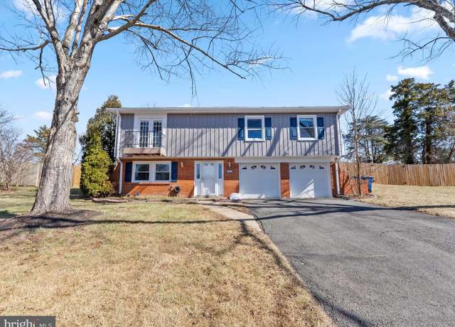 Property at 804 S Roanoke Ct S, Sterling, VA 20164, 4 beds, 3 baths
