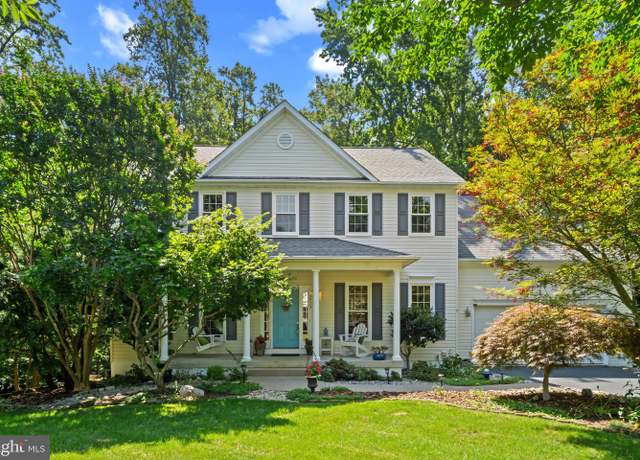 Property at 9913 Ashmeade Ct, Fredericksburg, VA 22407, 5 beds, 3.5 baths