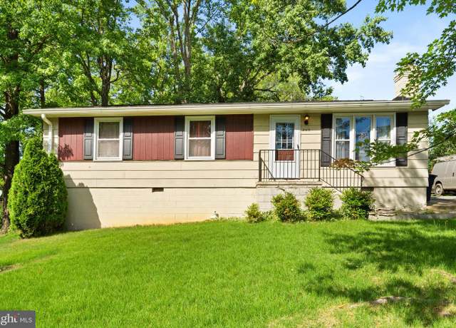 Property at 5511 Carousel St, Fredericksburg, VA 22407, 3 beds, 1.5 baths