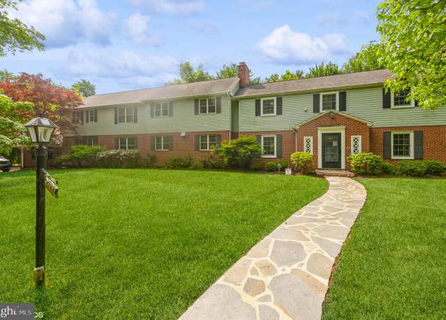 Property at 7814 Ridge Ter, Pikesville, MD 21208, 4 beds, 5 baths