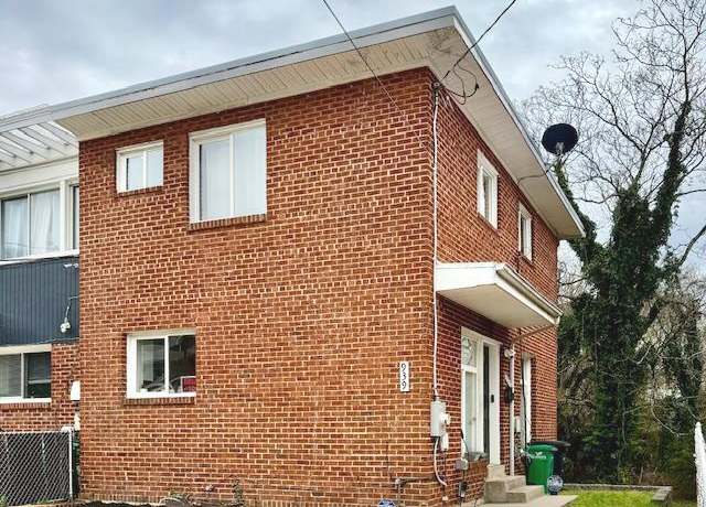 Property at 939 Owens Rd, Oxon Hill, MD 20745, 3 beds, 1.5 baths