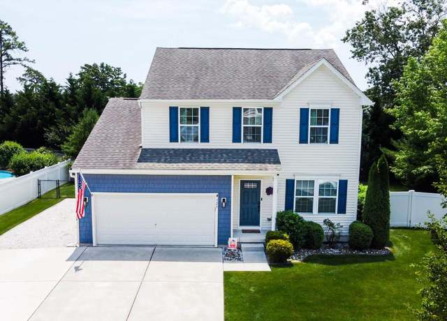 Property at 329 Sea Pine Dr, Egg Harbor Township, NJ 08234, 4 beds, 2.5 baths