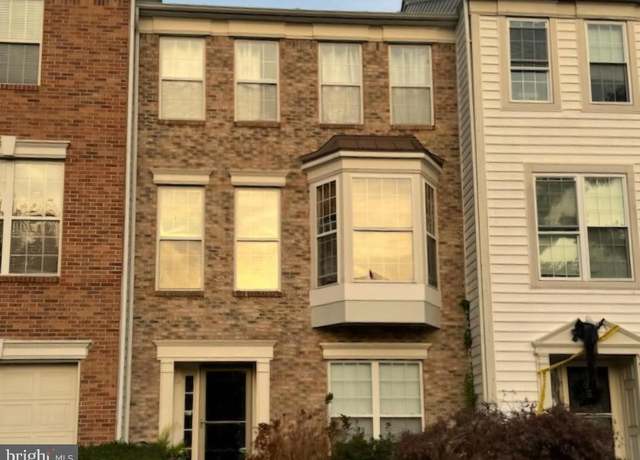 Property at 3 Winterberry Pl, Delran, NJ 08075, 4 beds, 3.5 baths