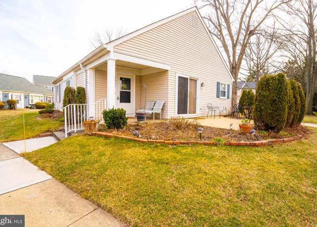 Property at 346-C Norwich Ln, Monroe Township, NJ 08831, 2 beds, 1.5 baths