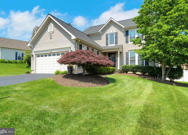 Property at 4547 Summerhill Dr, Doylestown, PA 18902, 3 beds, 3 baths