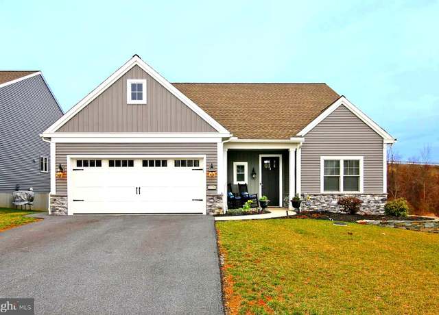 Property at 1098 Alden Way, Lebanon, PA 17042, 3 beds, 2 baths