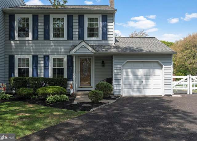 Property at 119 Coventry Cir, Lansdale, PA 19446, 3 beds, 1.5 baths