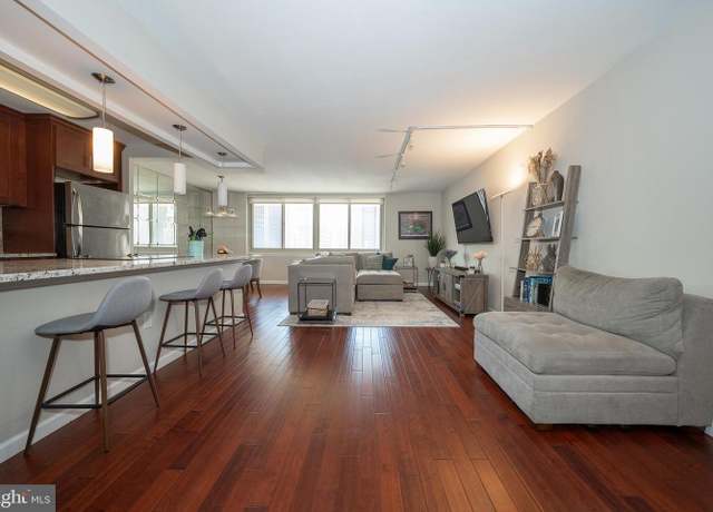 Property at 1919 Chestnut St #1007, Philadelphia, PA 19103, 2 beds, 1 bath