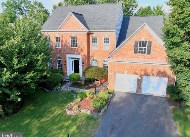 Property at 20372 Water Valley Ct, Sterling, VA 20165, 4 beds, 3.5 baths