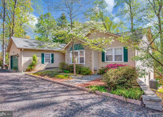 Property at 108 Harris Ct, Locust Grove, VA 22508, 5 beds, 3 baths