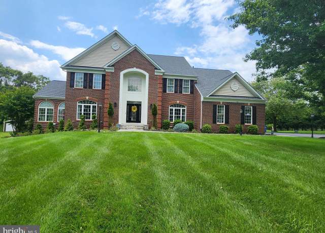 Property at 3050 Camptown Ct, Haymarket, VA 20169, 5 beds, 5 baths