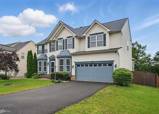 Property at 9129 Autumn Glory Ln, Bristow, VA 20136, 6 beds, 4 baths