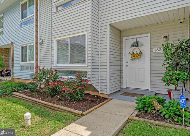 Property at 7520 Clemson Ct, Manassas, VA 20109, 3 beds, 2.5 baths