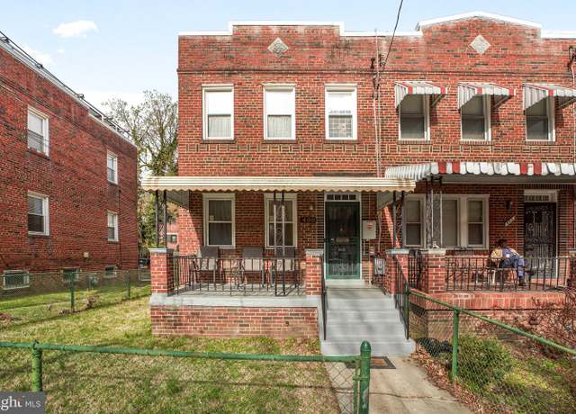 Property at 400 Division Ave NE, Washington, DC 20019, 3 beds, 1.5 baths