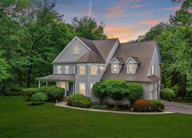 Property at 14110 Woodens Ln, Reisterstown, MD 21136, 5 beds, 4 baths