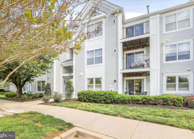 Property at 10003 Vanderbilt Cir Unit 4-1, Rockville, MD 20850, 2 beds, 2 baths