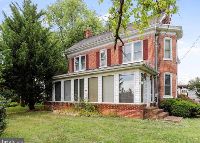 Property at 13605 Cearfoss Pike, Hagerstown, MD 21740, 3 beds, 1.5 baths