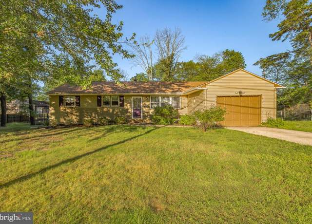 Property at 23 Elm Ave, Somerdale, NJ 08083, 3 beds, 1 bath