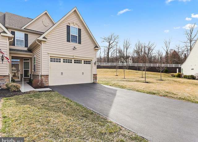 Property at 1123 Arbour Ln, Quakertown, PA 18951, 3 beds, 2.5 baths