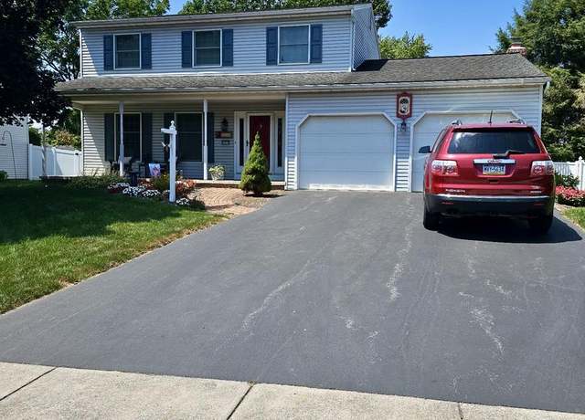 Property at 2410 Rye Cir, Mechanicsburg, PA 17055, 3 beds, 2.5 baths