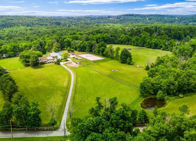 Property at 280 Indian Run Rd, Glenmoore, PA 19343, 5 beds, 3.5 baths