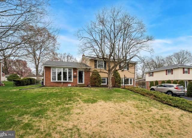 Property at 323 Candlewood Rd, Broomall, PA 19008, 3 beds, 2.5 baths