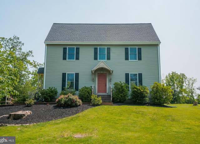 Property at 792 Swamp Picnic Rd, Gilbertsville, PA 19525, 3 beds, 1.5 baths