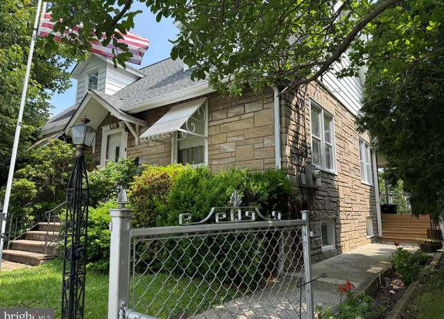 Property at 222 Moir Ave, Conshohocken, PA 19428, 3 beds, 2.5 baths