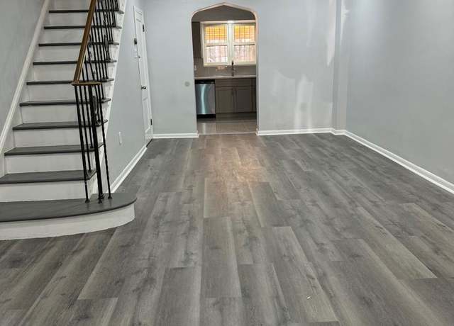 Property at 816 Cross St, Philadelphia, PA 19147, 3 beds, 1 bath