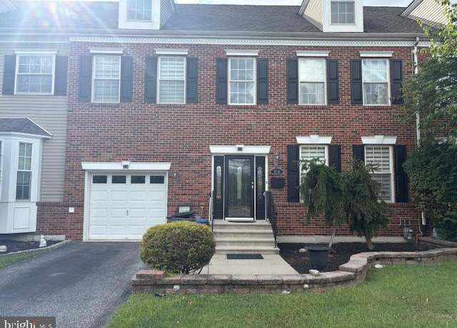 Property at 3516 S 20th St, Philadelphia, PA 19145, 3 beds, 2.5 baths