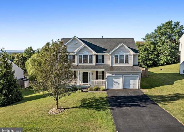 Property at 292 Fortress Dr, Winchester, VA 22603, 5 beds, 3.5 baths