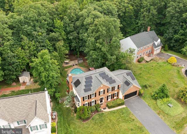 Property at 3803 Fallwood Ln, Fredericksburg, VA 22408, 6 beds, 3.5 baths