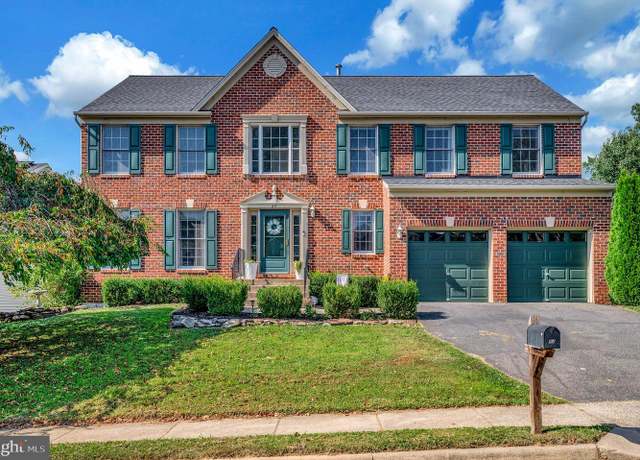 Property at 84 Basalt Dr, Fredericksburg, VA 22406, 6 beds, 3.5 baths