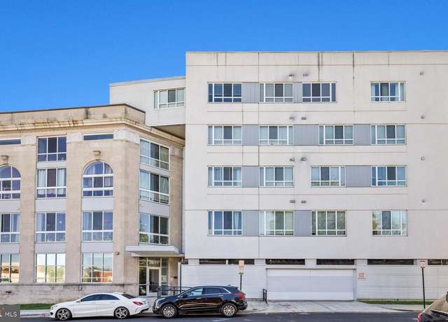 Property at 5885 Colorado Ave NW #402, Washington, DC 20011, 1 bed, 1 bath