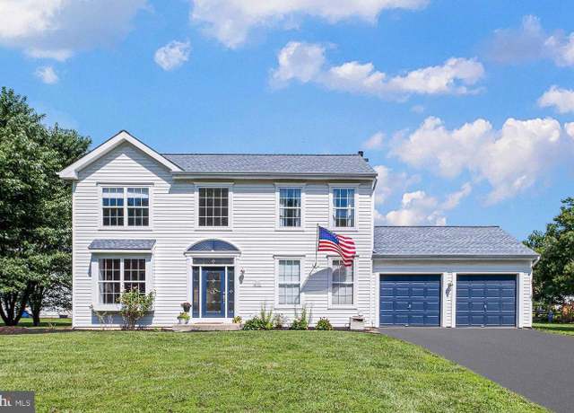 Property at 431 Park Ave, New Castle, DE 19720, 3 beds, 2.5 baths