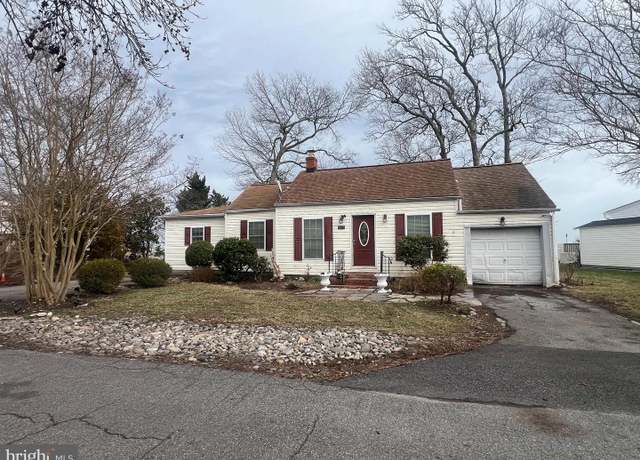 Property at 5227 Al Jones Dr, Shady Side, MD 20764, 3 beds, 2 baths